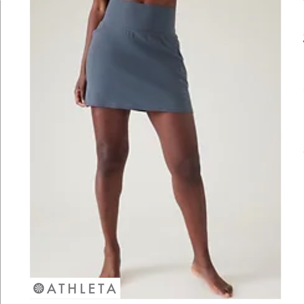 New with tags (NWT) Athleta Stash Pocket 16.5” Skort